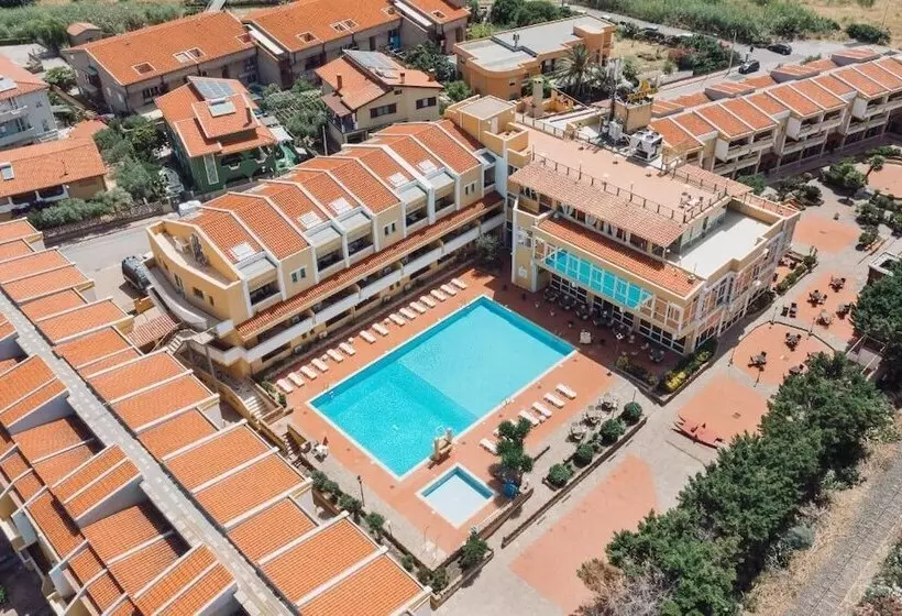 Malaspina Hotel & Resort