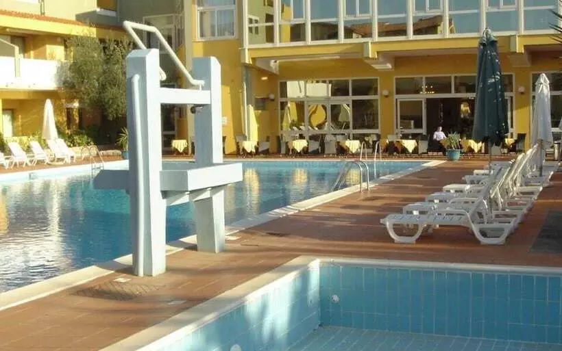 Malaspina Hotel & Resort