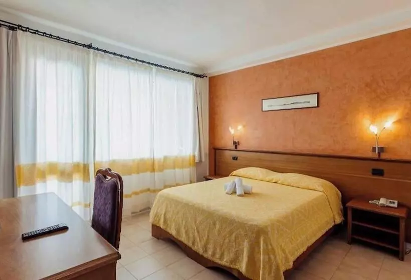 Malaspina Hotel & Resort