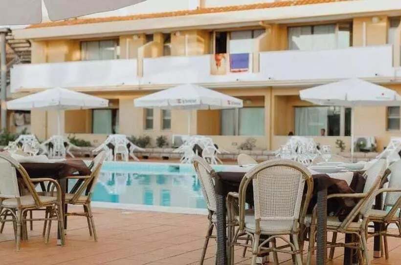 Malaspina Hotel & Resort