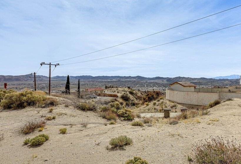 The Maharaja Retreat  W/ Hot Tub & Ev Charger!