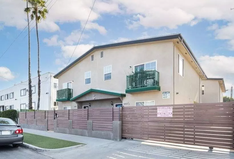 Noho By Avantstay North Hollywood Townhome