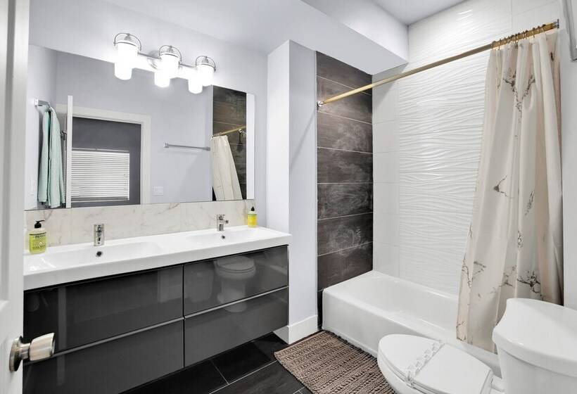 Noho By Avantstay North Hollywood Townhome