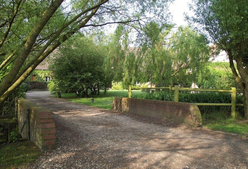 Пансион Edoniaa