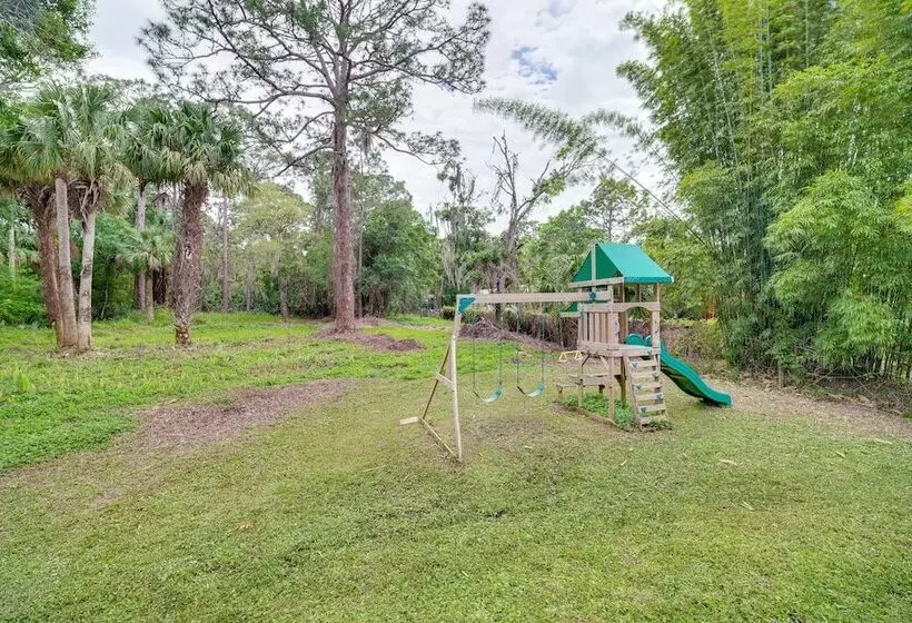 Pet Friendly Palm City Home W/ Yard & Grill!