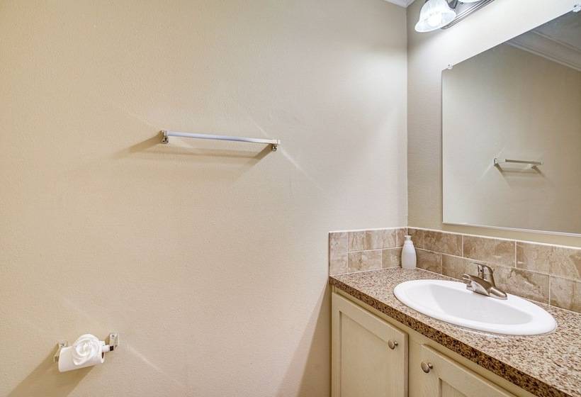 Pet Friendly Palm City Home W/ Yard & Grill!