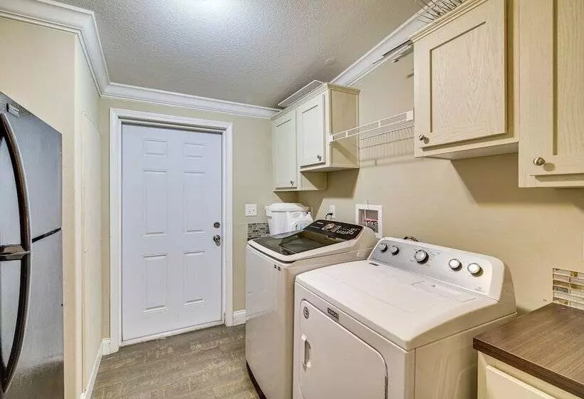 Pet Friendly Palm City Home W/ Yard & Grill!