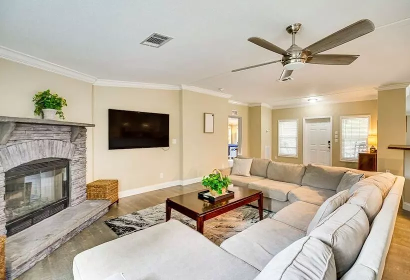 Pet Friendly Palm City Home W/ Yard & Grill!