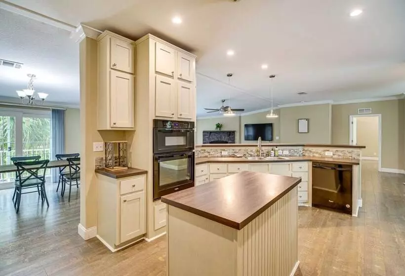 Pet Friendly Palm City Home W/ Yard & Grill!