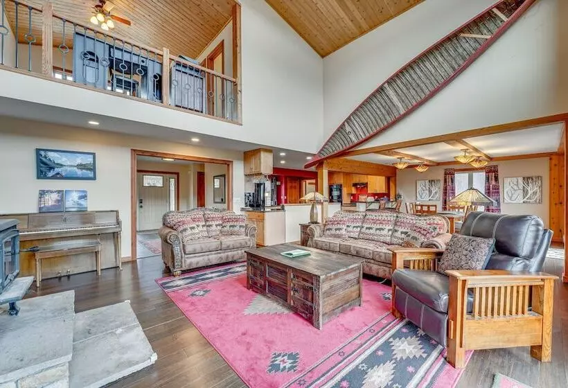 Saranac Lake Home W/ Deck, Grill & Mountain Views!