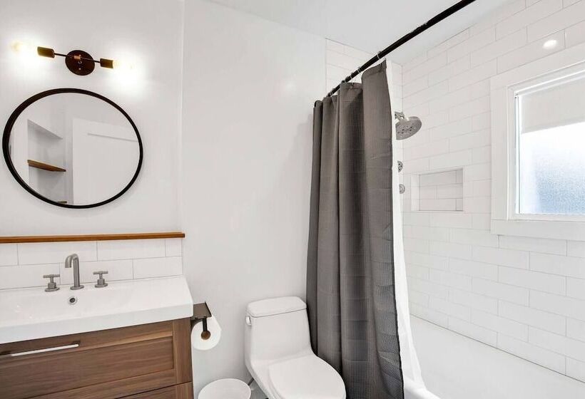 South Sycamore By Avantstay Centrally Located