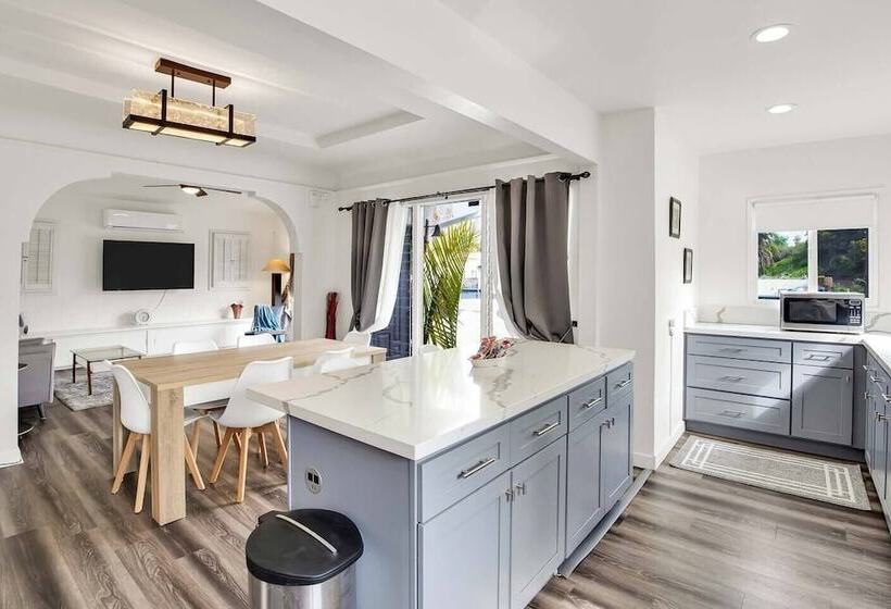 South Sycamore By Avantstay Centrally Located