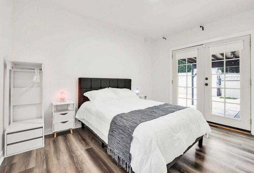 South Sycamore By Avantstay Centrally Located