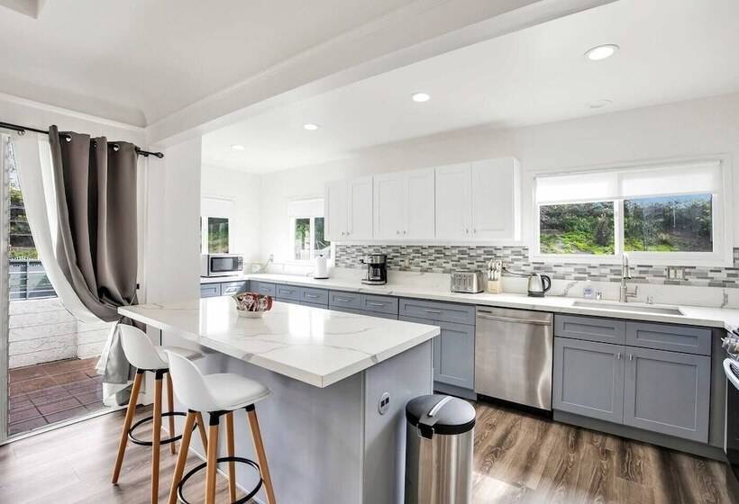 South Sycamore By Avantstay Centrally Located