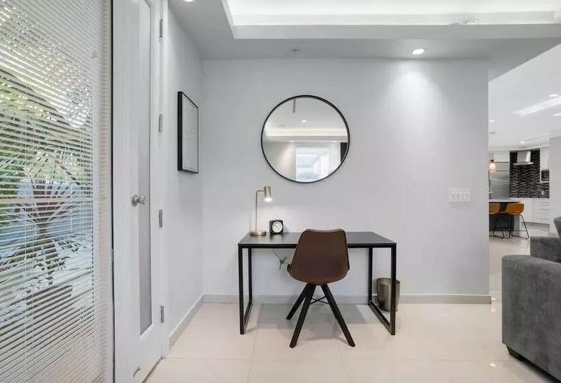 Walefield By Avantstay Mid Wilshire Home + Pool