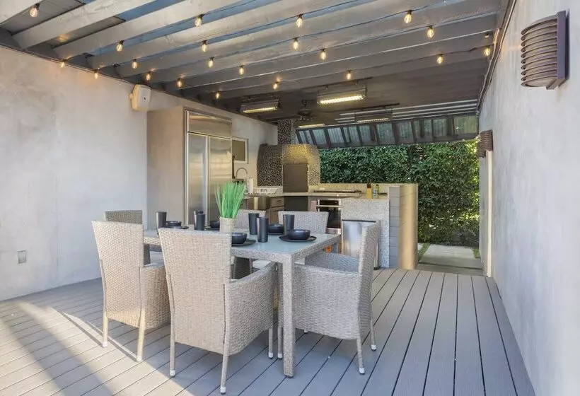 Walefield By Avantstay Mid Wilshire Home + Pool