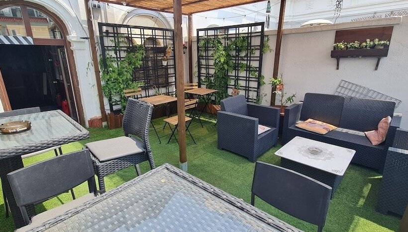 Luxury Green Hostal Madrid Gran Vía