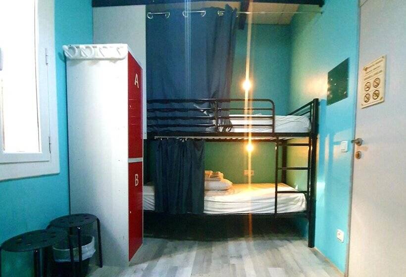 Luxury Green Hostal Madrid Gran Vía