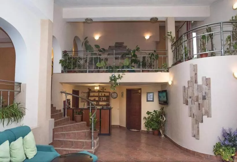 Family Hotel Accent
