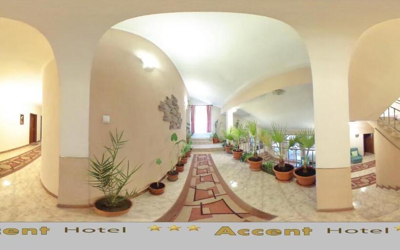 Family Hotel Accent
