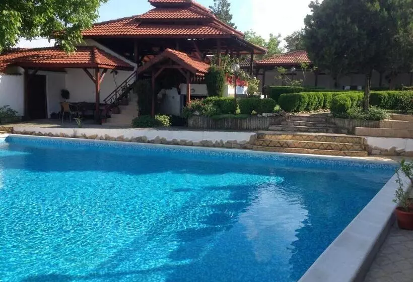 Family Hotel Accent