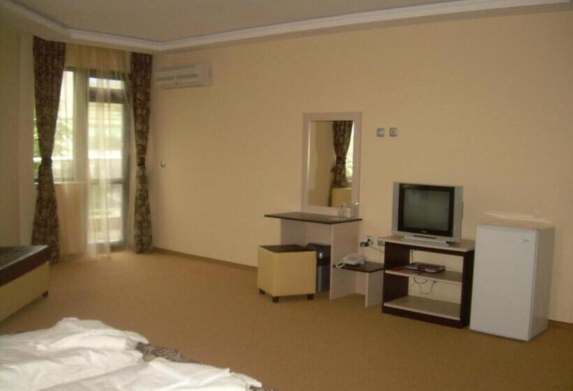 Отель Alexander