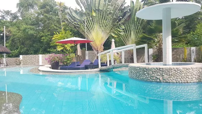 هتل Alona Northland Resort