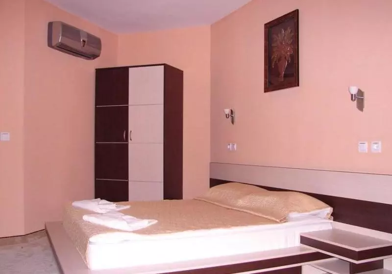 Hotelli Amfibia