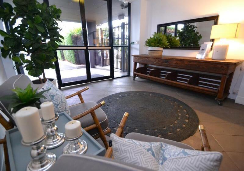 Crossroads Hotel Liverpool