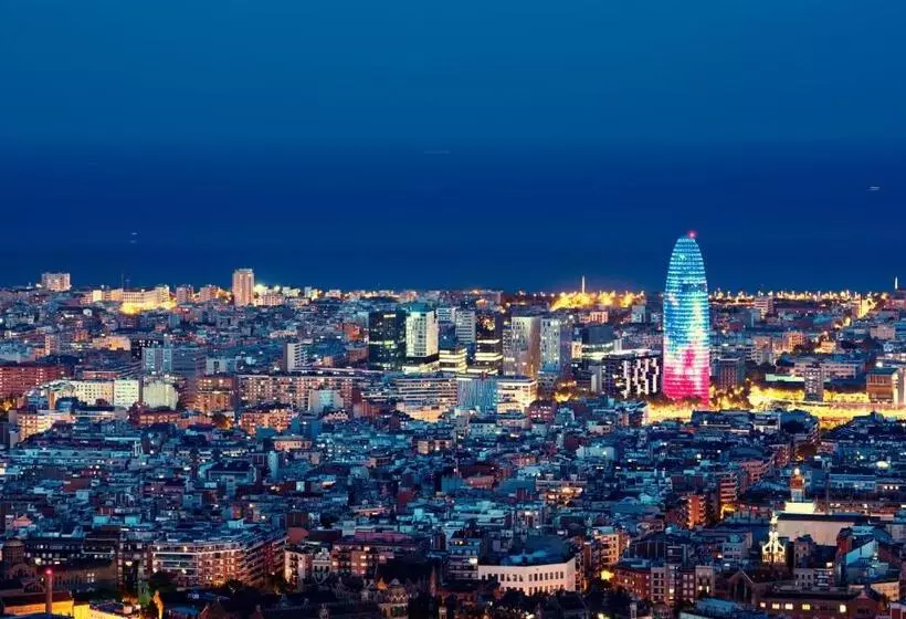 هتل Ibis Budget Barcelona Viladecans