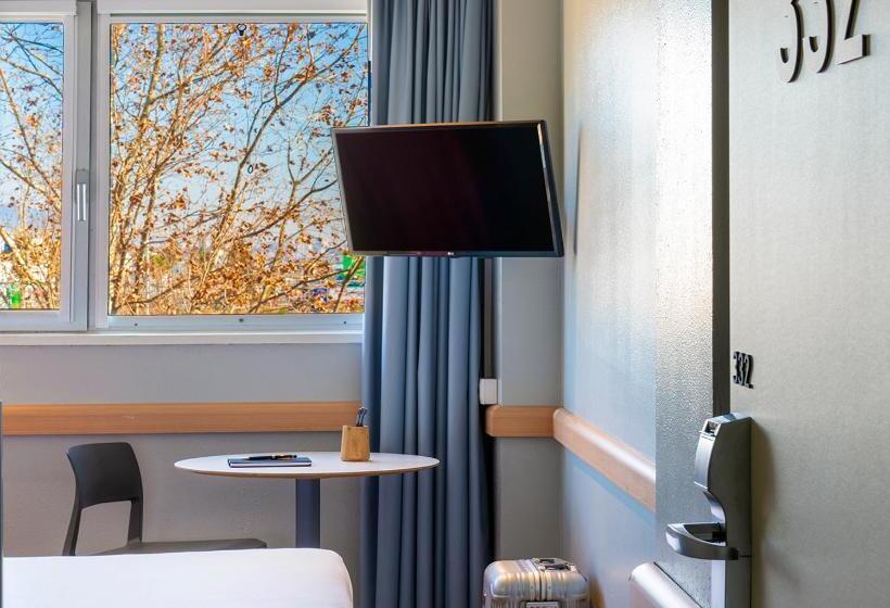 هتل Ibis Budget Barcelona Viladecans