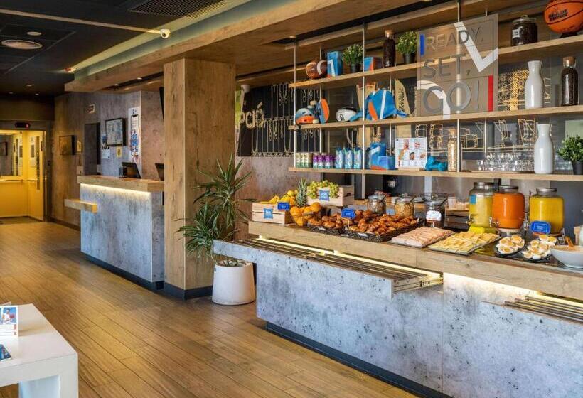 هتل Ibis Budget Barcelona Viladecans