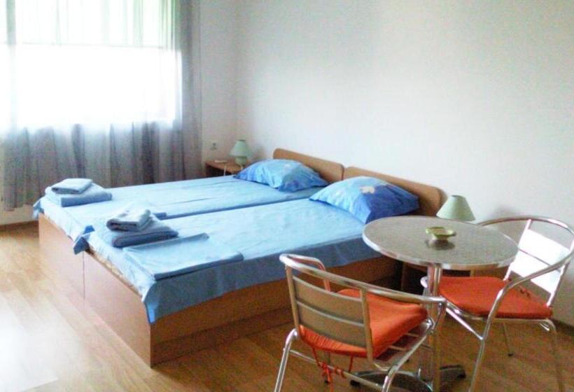 בית מלון כפרי Morski Briz