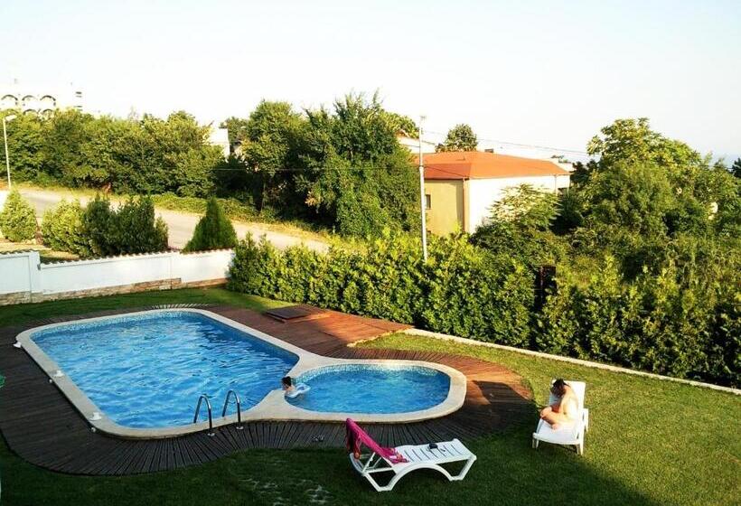 בית מלון כפרי Morski Briz