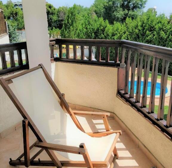 בית מלון כפרי Morski Briz