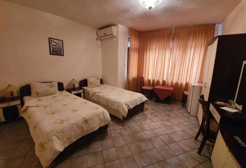 ホテル Primavera 1