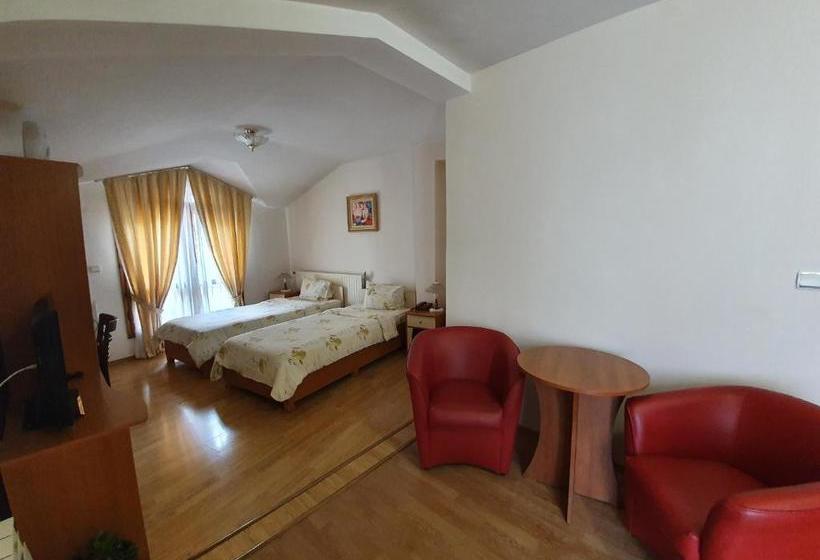 ホテル Primavera 1