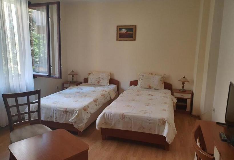 ホテル Primavera 1