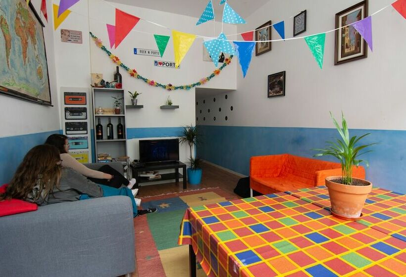 Hotel Rock N Porto Hostel