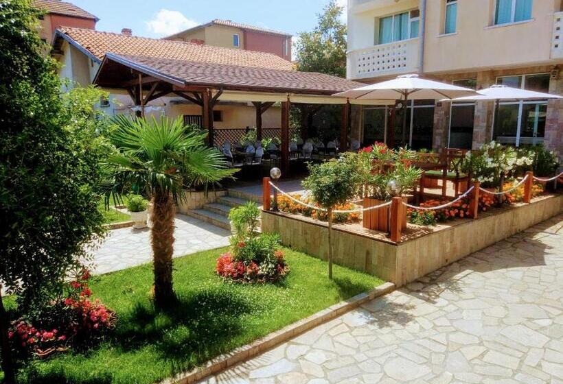 ホテル Saint George Family