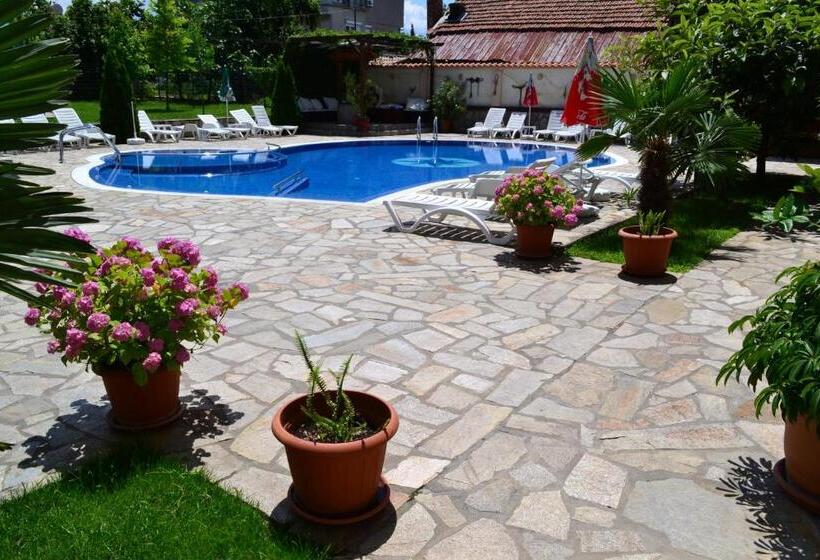 ホテル Saint George Family