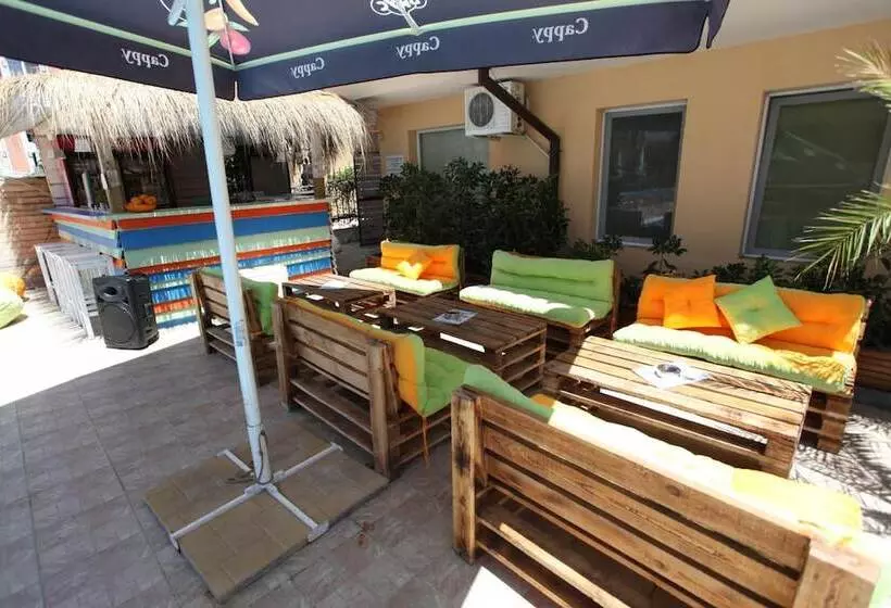 هتل Salena Beach