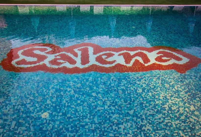 هتل Salena Beach