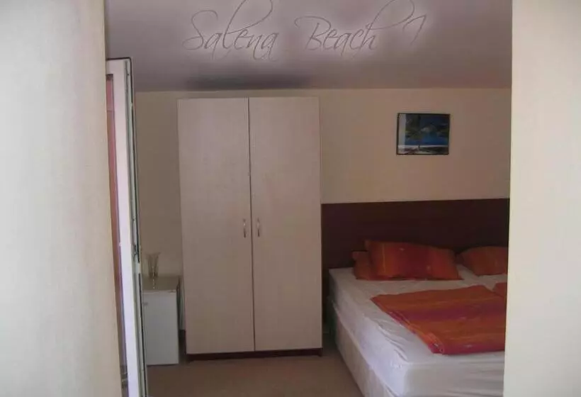 هتل Salena Beach