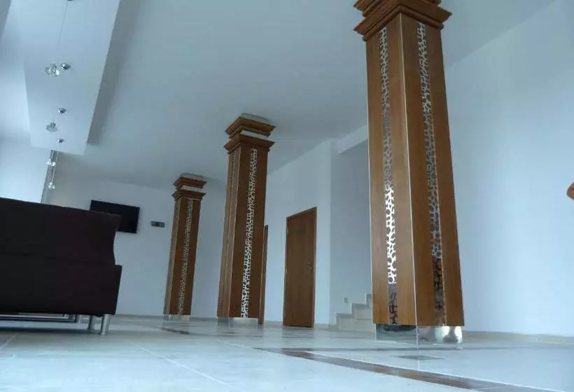 هتل Toma S Residence Front Beach