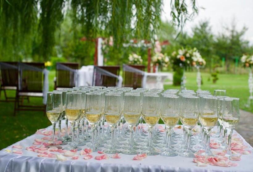 בית מלון כפרי Yaev Family