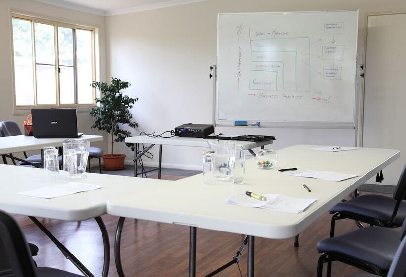 汽车旅馆 Jolly Swagman Motor Inn