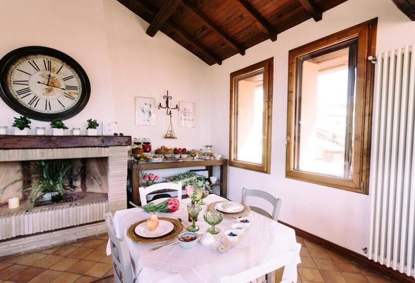 مبيت وإفطار Al Palazzetto