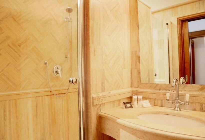 مبيت وإفطار Al Palazzetto