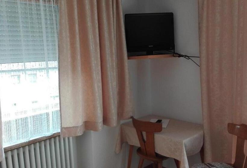 צימר Pensione Valbona